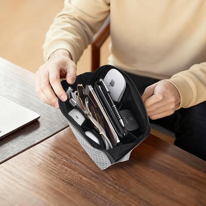 SIMTOP Cord Organizer Travel Small Tech Bag Pouch Case for Cords, Charger, Hard Drive, Power Bank ?€? Water-Resistant Electronics Organizer, Small Portable Gadget Case for Travel