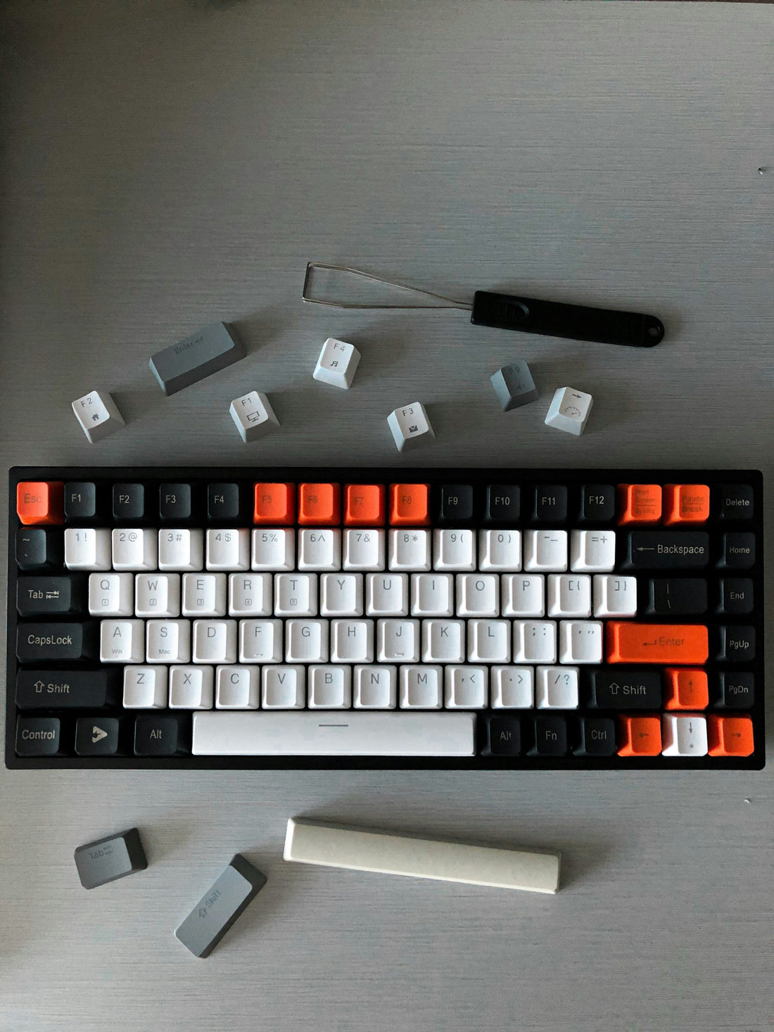 [TECHMENT] The "Air Duster Keyboard Flip": How to stop a mechanical keyboard key from double-typing or chattering