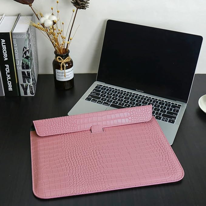 Protective Slim Portable Laptop Sleeve 13-13.6 Inch Crocodile PU Leather Case for MacBook Neo 13 A18 Pro A3404 / Air 13 / Pro 13 M5 A3449 M4 A3240 M3 M2 M1, for HP Dell Lenovo Notebook, Pink