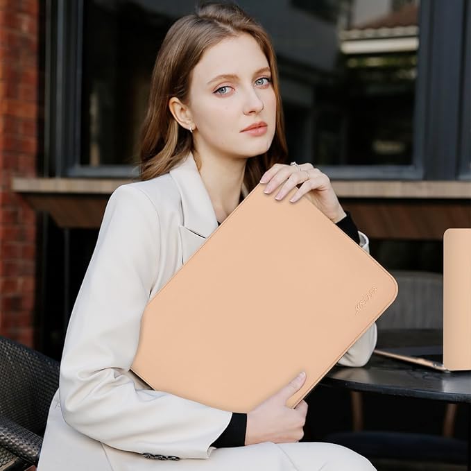 MOSISO Laptop Case 13.3 inch, 13-13.3 inch Laptop Sleeve Bag Compatible with MacBook Air/Pro 13/Pro 14 M5 M4 M3 M2 M1, HP Dell ASUS Lenovo, Neoprene Computer Sleeve Bag with Small Case, Peach Fuzz