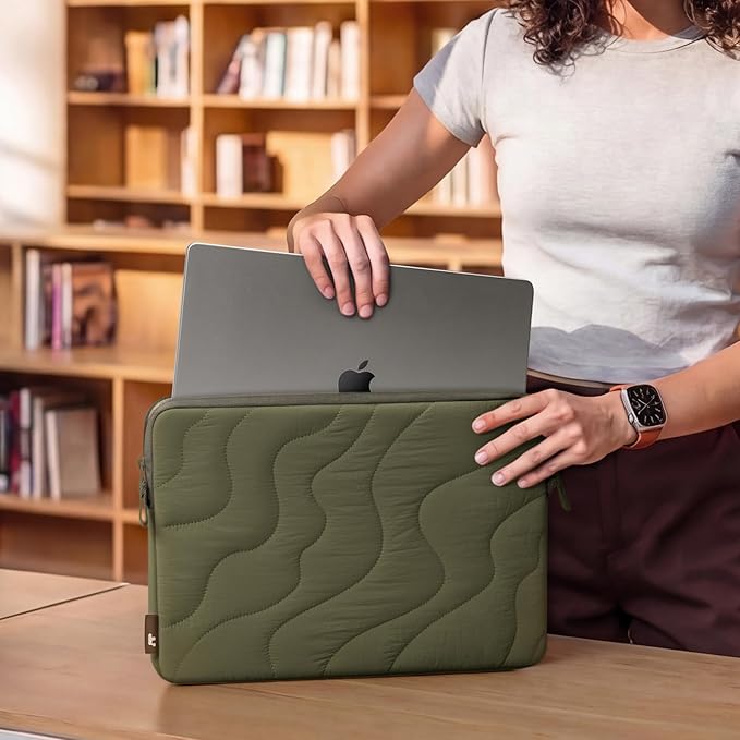tomtoc 360 Protective Puffy Laptop Sleeve for 15-inch MacBook Air M5/A3448 (2026), M4/A3241 2025, M3/A3114, M2/A2941, 15" Surface Laptop 7th(Copilot+ PC)/6/5/4/3, Quilted Puffer Soft Computer Case Bag