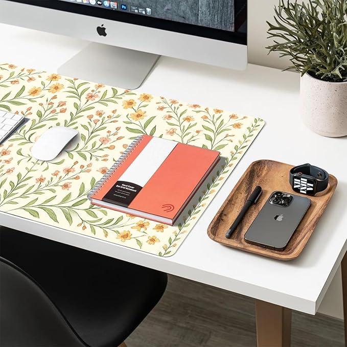Large Mouse Pad, Beige Flowers Desk Mat for Desktop, Women Girls Flowers PU Leather Waterproof Desk Pad, Computer PC Laptop Protector Gaming Mouse Pads for School Office Home 31.5" x 15.7"