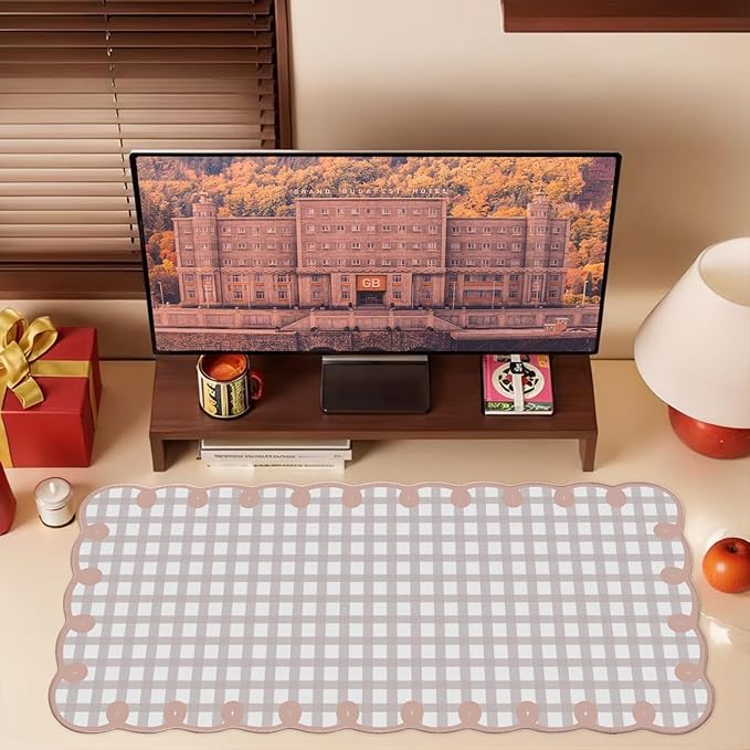 Cute Pink Scalloped Desk Mat Kawaii Pastel Retro Checkered Large Mouse Pad Boho Aesthetic Vintage Stitched Nonslip Pad Office Girl Women Desk Decor Computer Keyboard & Mouse 31 * 15.7in