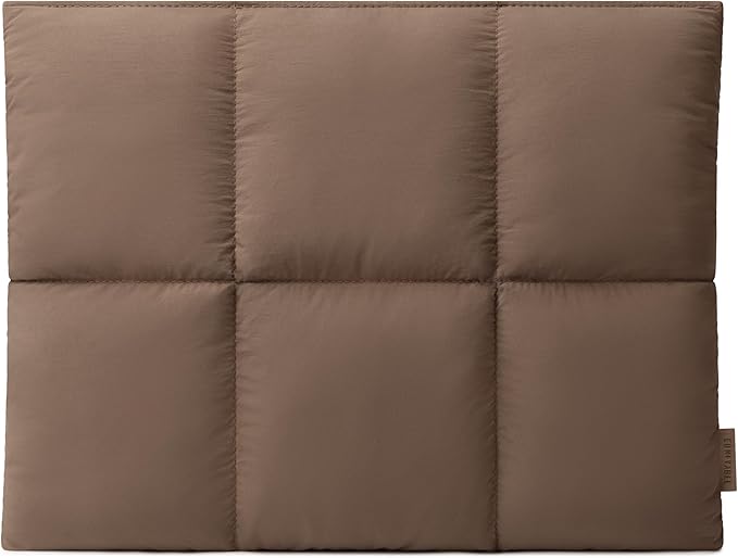 Comfyable Puffy Laptop Sleeve 15 16 Inch, Quilted Puffer Laptop Carrying Case for Women, Pillow Pouch Compatible for MacBook Air M5 & MacBook Pro M5 Pro/Max 2026, Mocha Brown