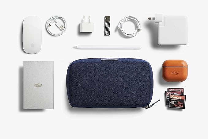 Bellroy Tech Kit (Tech Accessories Organizer Pouch, Zipper Closure Design, Stores Power Bank, Phone Charger, Cables & More, Internal)