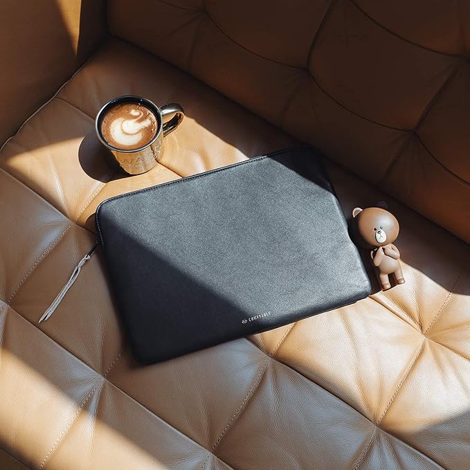 Comfyable Slim Protective Laptop Sleeve, PU Leather Bag Compatible with 15" MacBook Air (Snug Fit) M5 & 14" MacBook Pro M5 Pro/Max 2026 (Loose Fit), Black