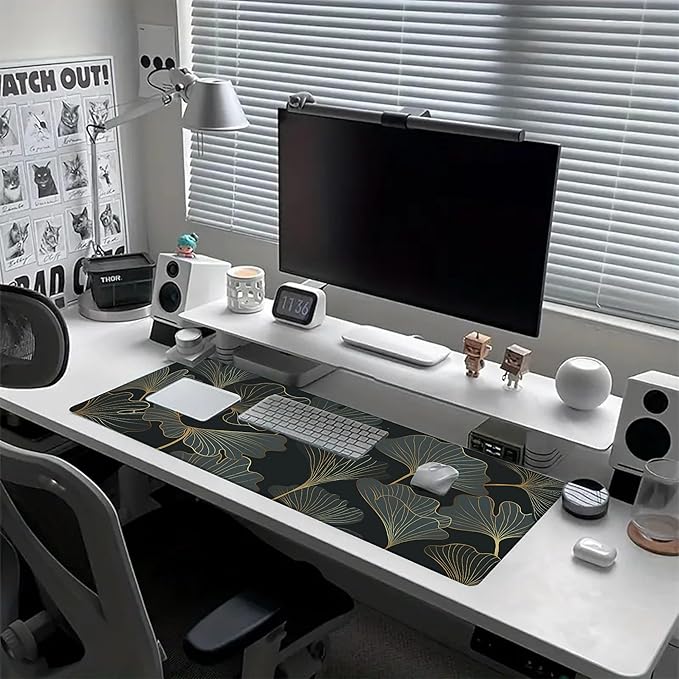 Desk Mat Ginkgo Leaves Desk Pad for Keyboard and Mouse, Large Mousepad with Stitched Edges for Work Game Office, 31.5 x 11.8 in