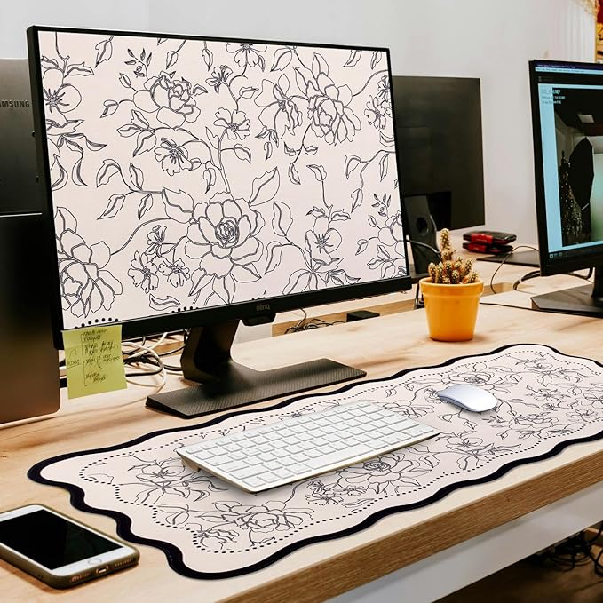 L-SPOUTTO Vintage Floral Mouse Pad,Aesthetic Scalloped Desk Mat XXL Large Gaming Mousepad,35.4x15.7in Non-Slip Keyboard Pad Waterproof Desktop Mat for Laptop Computer Work Game Home Office- Beige
